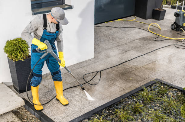 Pressure Washing Contractors in Beach City, TX